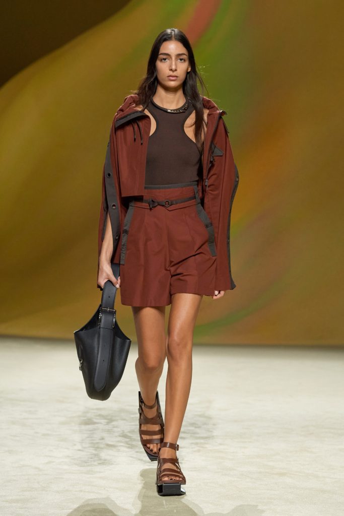 Hermès primavra-verão 2023 ready-to-wear (Foto: reprodução/Go Runway)