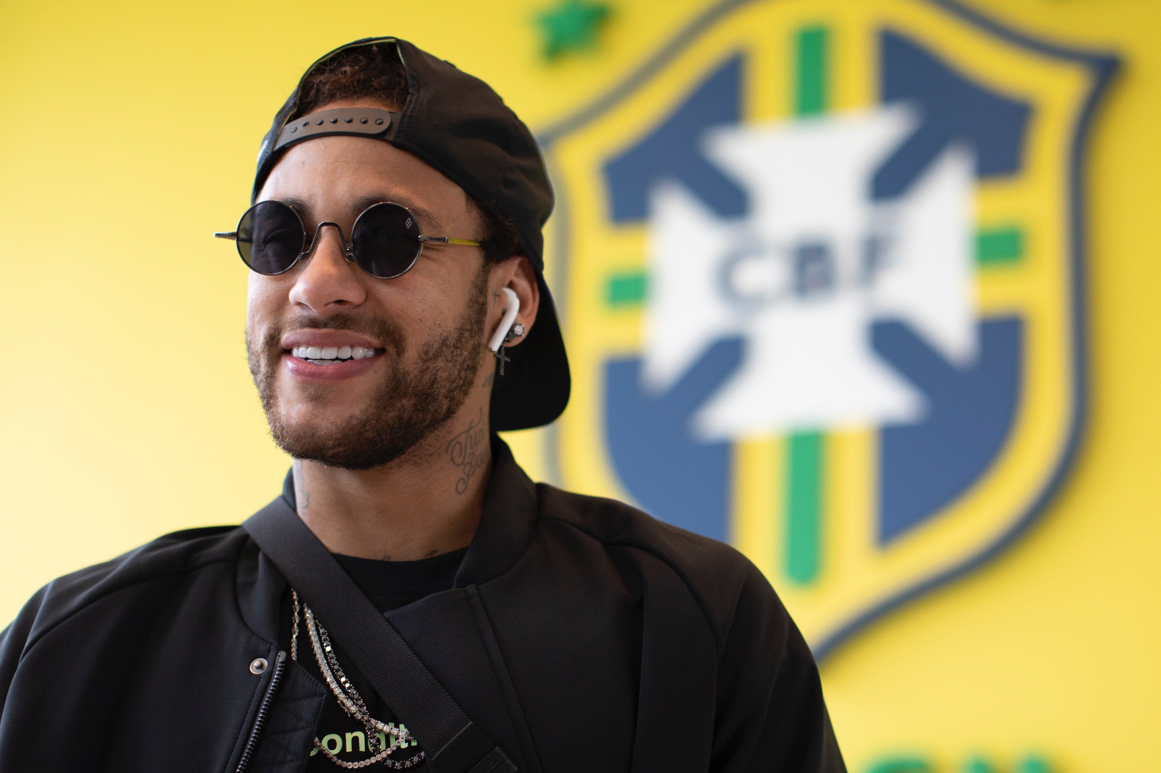 Bruna Biancardi anuncia fim de relacionamento com Neymar