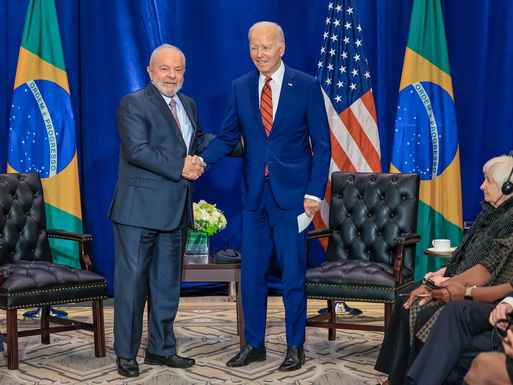 Presidente da República, Luiz Inácio Lula da Silva, em encontro com o presidente dos Estados Unidos, Joe Biden, em Nova York.