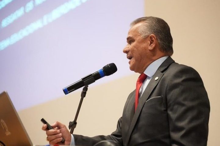 Deputado Pastor Daniel de Castro