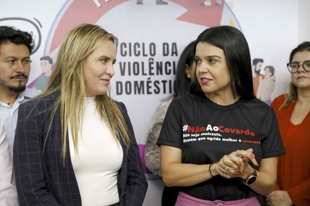 A vice-governadora Celina Leão e a secretária da Mulher, Giselle Ferreira