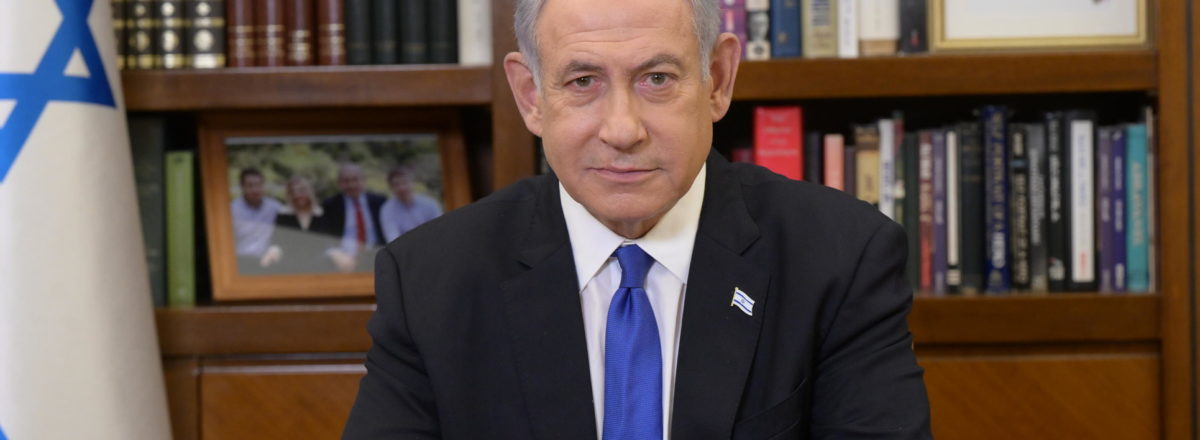 O primeiro-ministro Benjamin Netanyahu avisou que aceita um cessar-fogo, mas não uma rendição de Israel