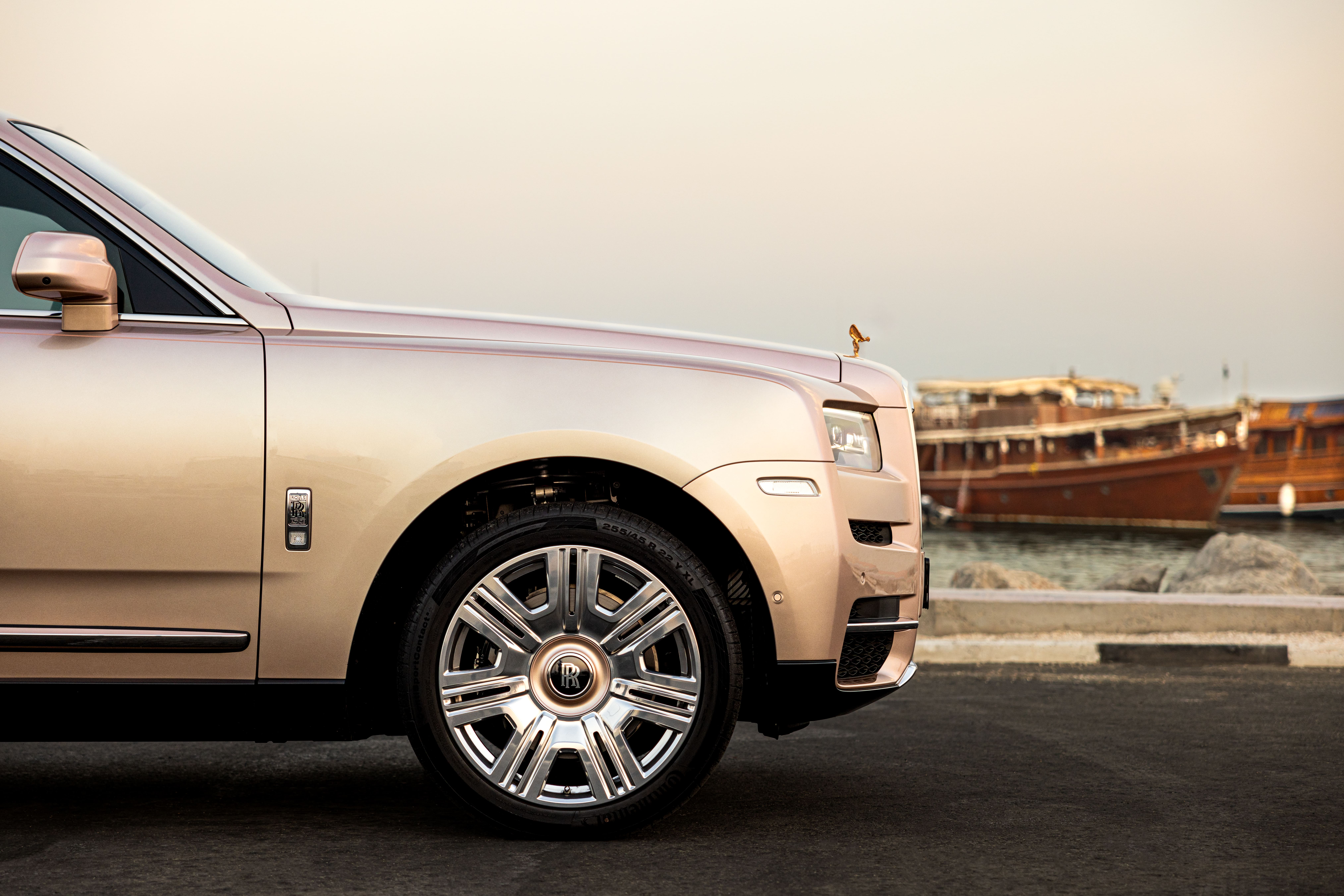 Rolls-Royce - The Pearl Cullinan 13