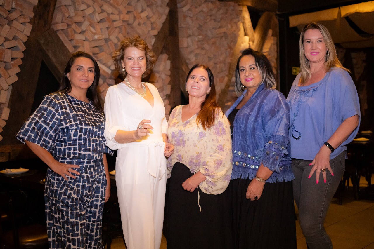 Danielle Athayde, Bertha Pellegrino, Deborah Roberto, Vandira Peixoto e Ana Paula Mussi