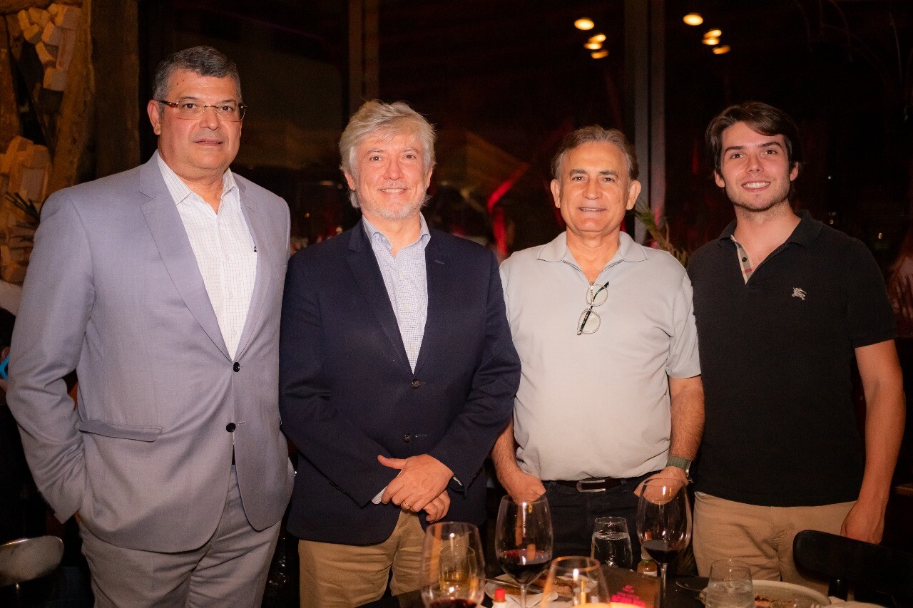 Erik Bezerra, Adriano Amaral, Paulo Roxo e Adriano M. Amaral