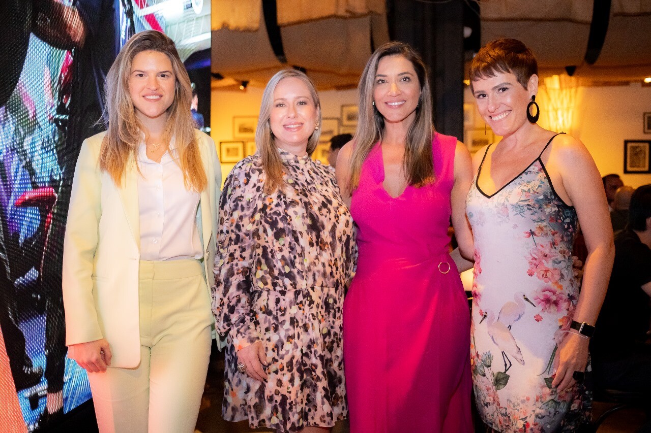 Carolina Pellegrino, Daniele Carneiro, Karine Lima e Fabiana Coelho