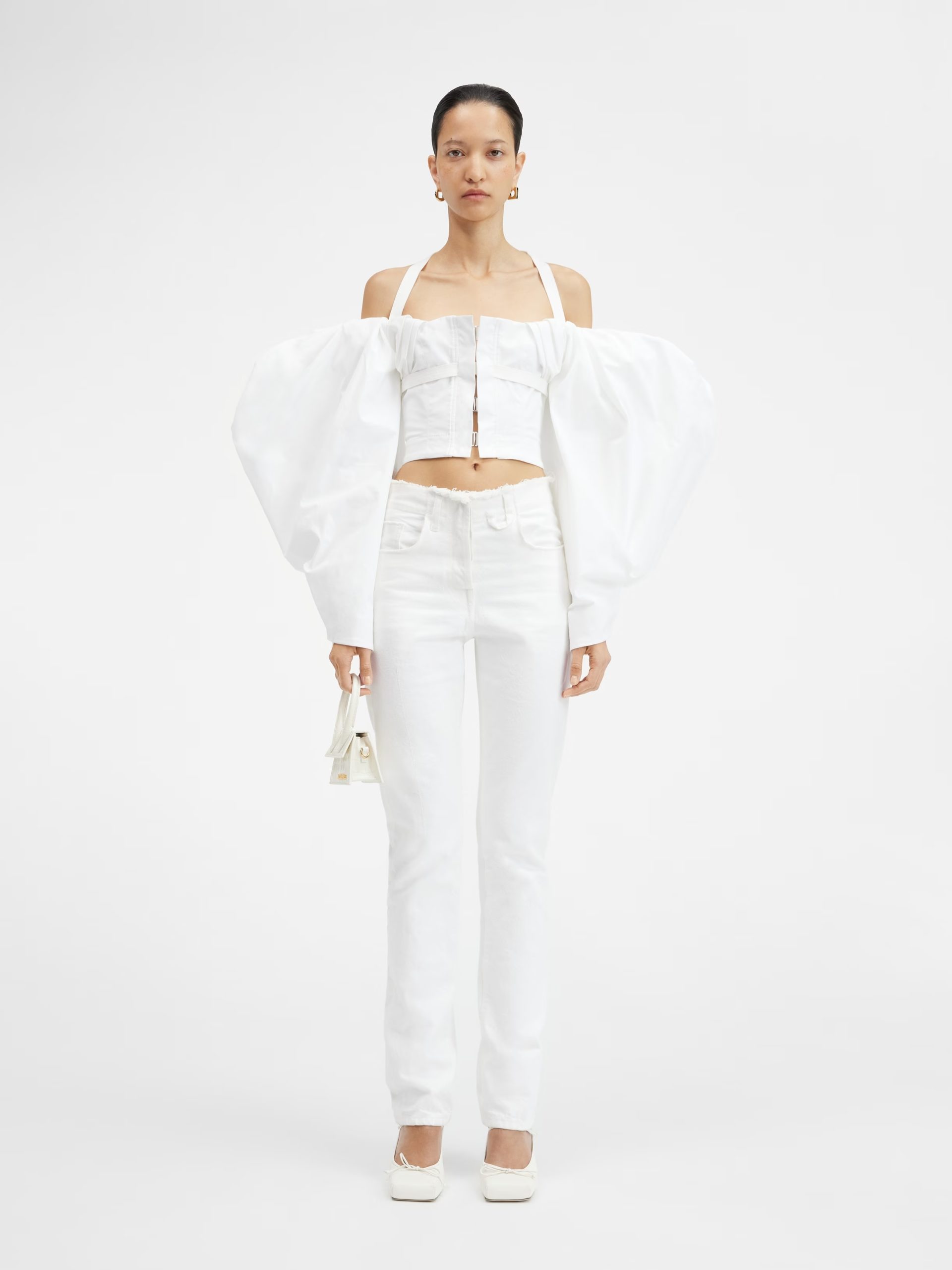 Jacquemus - Le de Nîmes Linon jeans cropped com cintura alta (Foto: cortesia/Jacquemus)