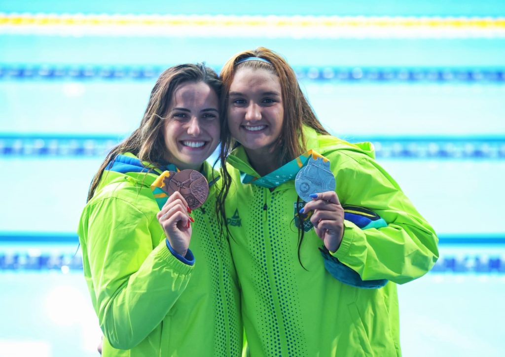 Maria Fernanda Costa e Gabrielle Roncatto 