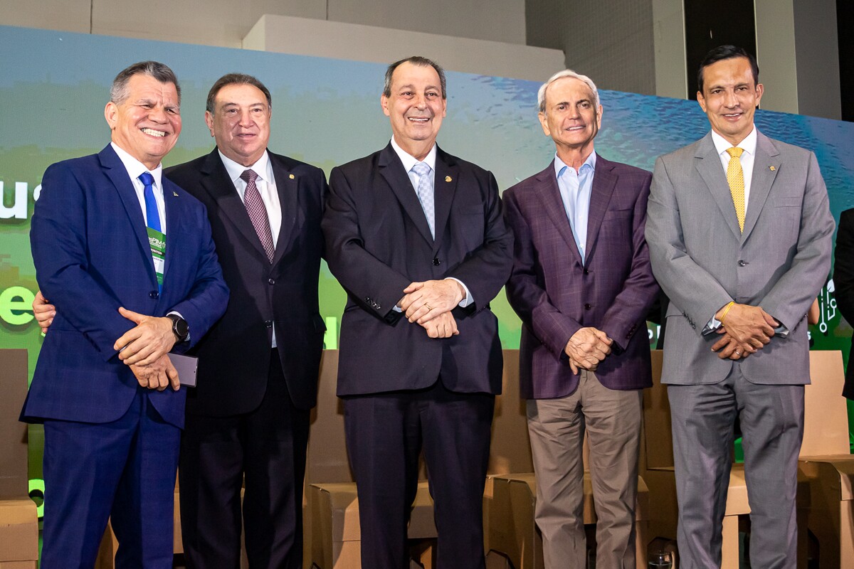 Bosco Saraiva, Atila Lins, Omar Aziz, Paulo Octávio e Sidney Leite