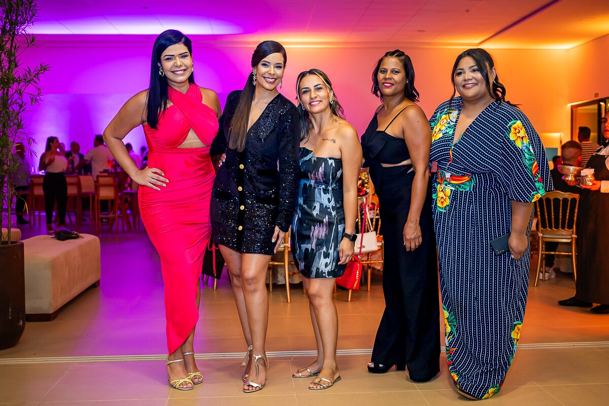 Emily Rayane, Mayara Rocha Noronha, Keula Barbosa, Rose Sousa e Benedita Santos