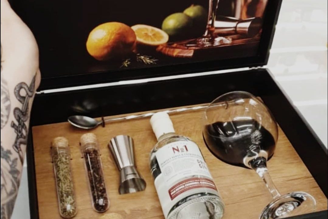 Kit da APTK com gin: presente premium tem venda limitada