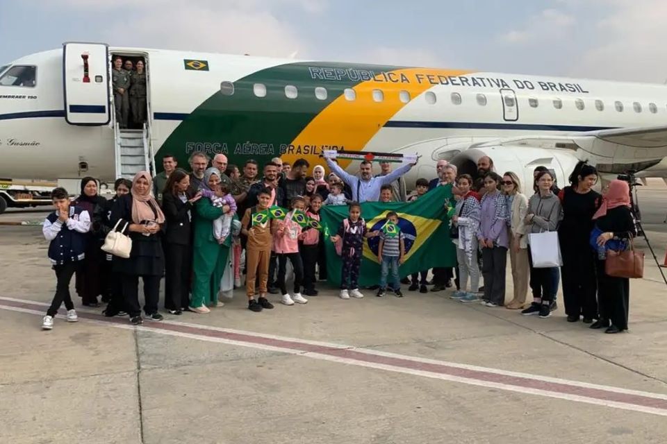 Lula diz que receberá repatriados de Gaza esta noite em Brasília