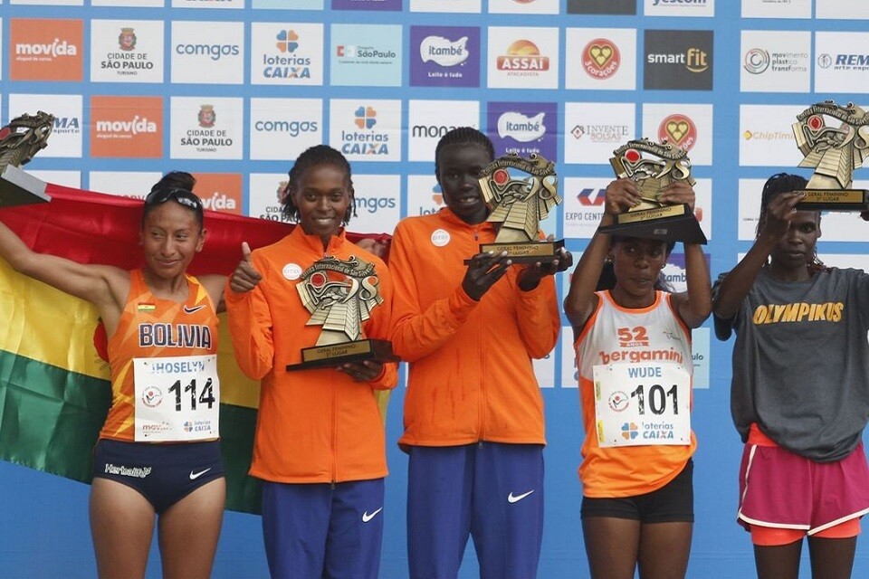 A queniana Catherine Reline conquistou o bicampeonato da principal corrida de rua da América Latina