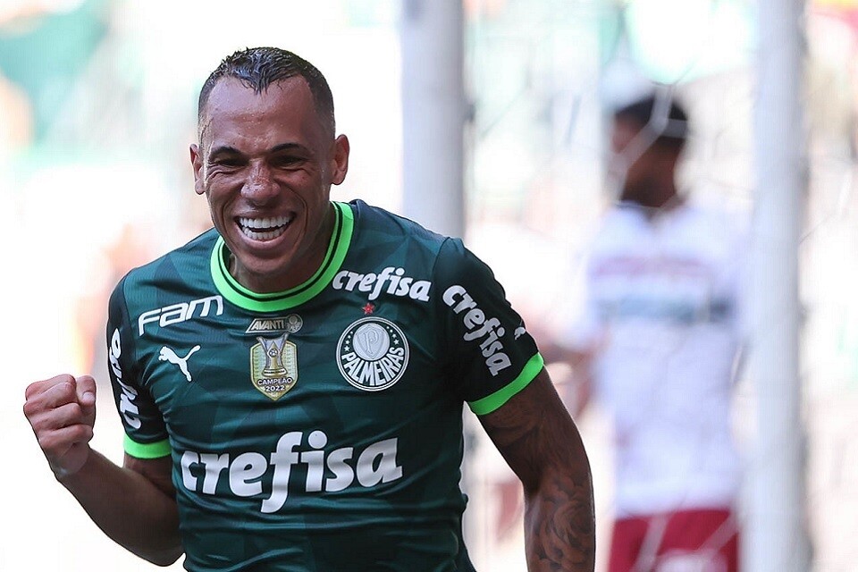 Breno Lopes fez o gol que praticamente garante o título ao Palmeiras