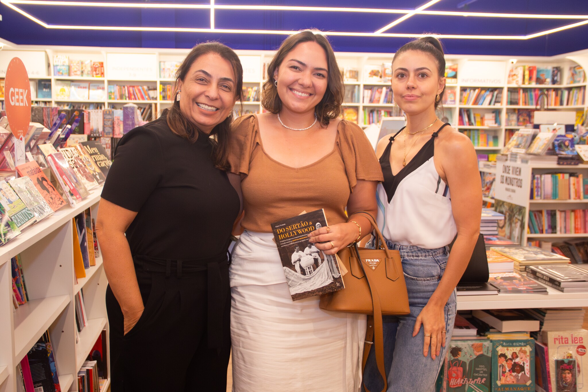 Sônia Veloso, Ana Luiza Veloso e Nani Azevedo