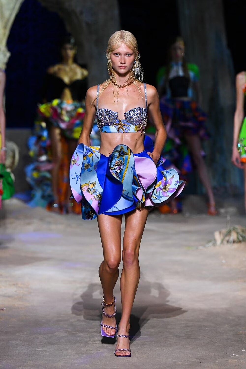 Versace primavera-verão 2021 ready-to-wear