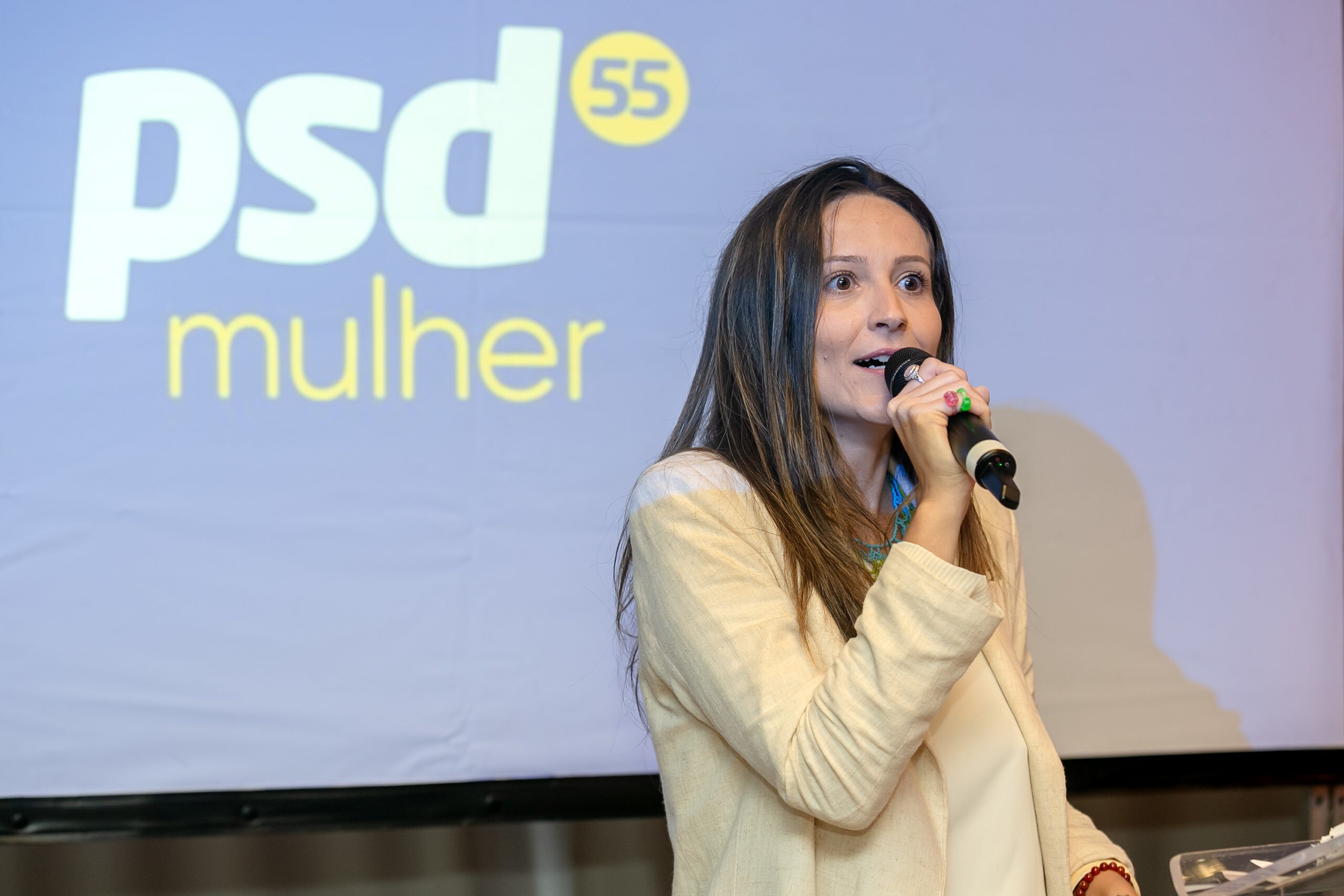 Ala feminina do PSD-DF debate enfrentamento à violência contra mulheres - Deborah Carvalhido