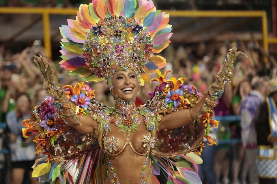 Confira a programação dos desfiles das escolas de samba de São Paulo - Sabrina Sato