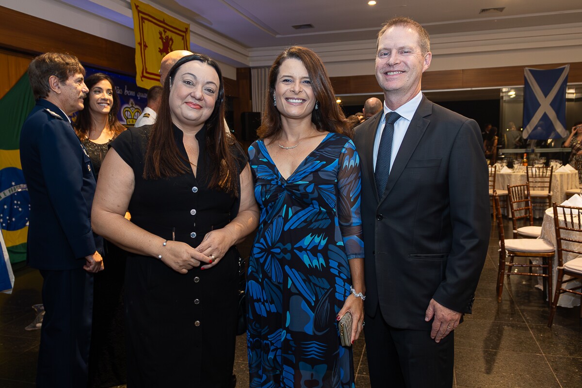 Fabiana Ceyhan, Elena (embaixatriz da Nova Zelândia) E Richard Prendergast (embaixador da Nova Zelândia)