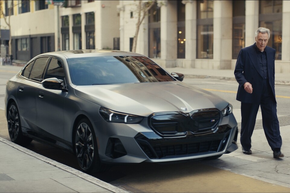 Christopher Walken e Usher estrelam comercial da BMW no Super Bowl
