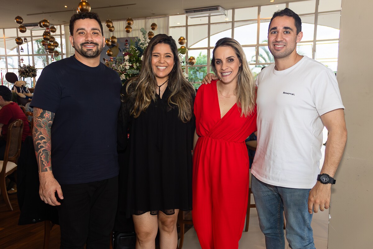 Daniel Guimarães, Jessica Lins, Daniela Giustina e Cristiano Rocha