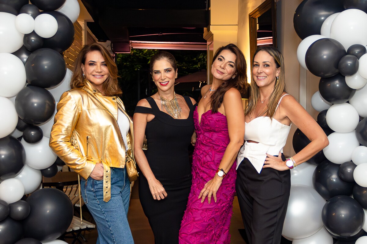 Isabella Carpaneda, Juliana Sabino, Tatiana Mauriz e Liliane de Carvalho