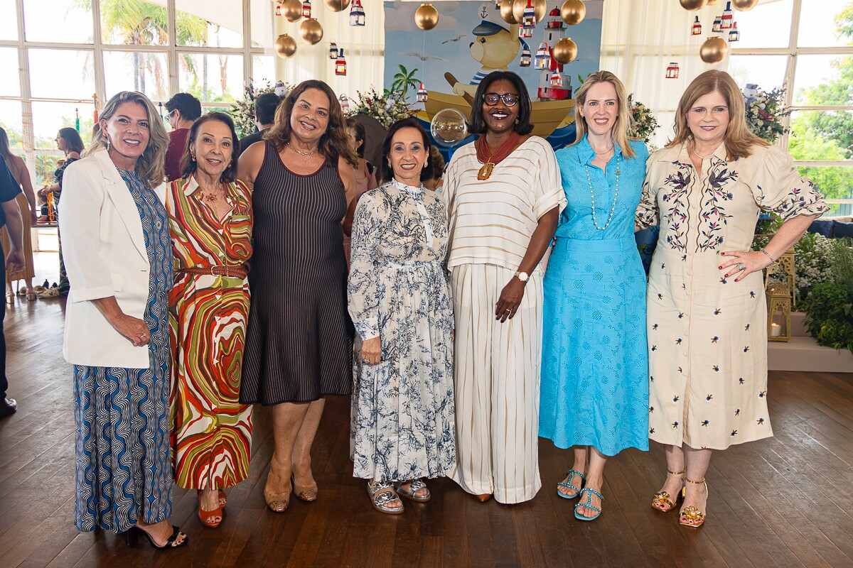 Mona Lisa barenbaum, Olimpia Gardino, Deise Aviz, Rita Márcia Machado, Julie Moudouté-Bell (embaixatriz do Gabão), Aldaceli de Paula (embaixatriz de Namibia) e Glaucia Benevides