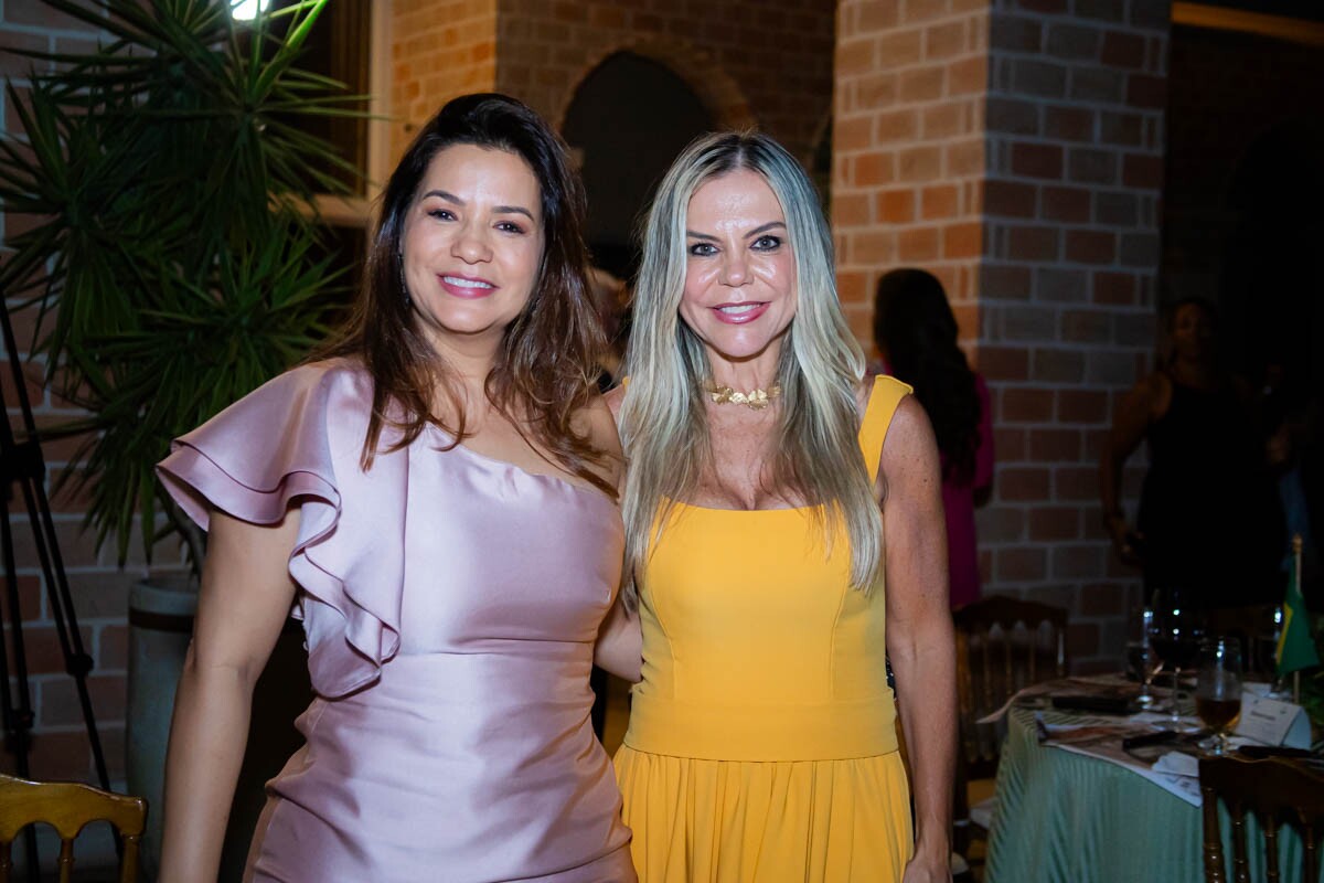 Alessandra Amorim e Vanessa Mendonça