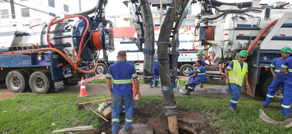 Segundo GDF, a contratação de 12 caminhões e uso de um robô torna limpeza das redes de drenagem mais eficiente | Fotos: Joel Rodrigues/ Agência Brasília