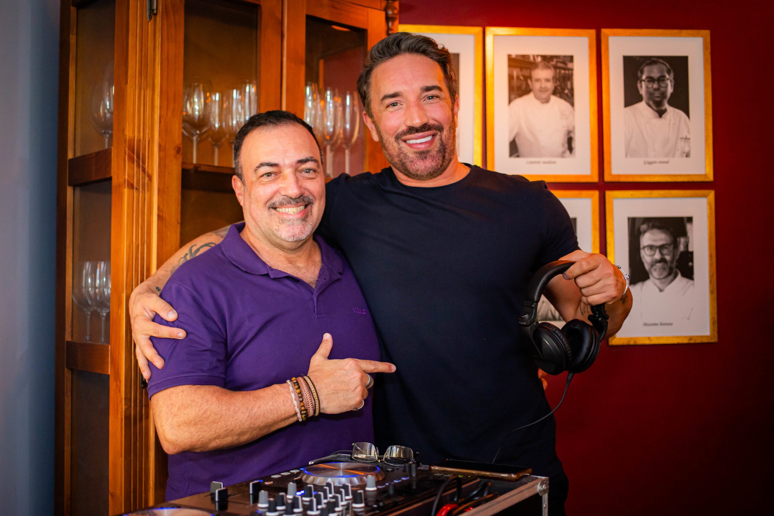 DJ Álvaro Queiroz e André Monjardim