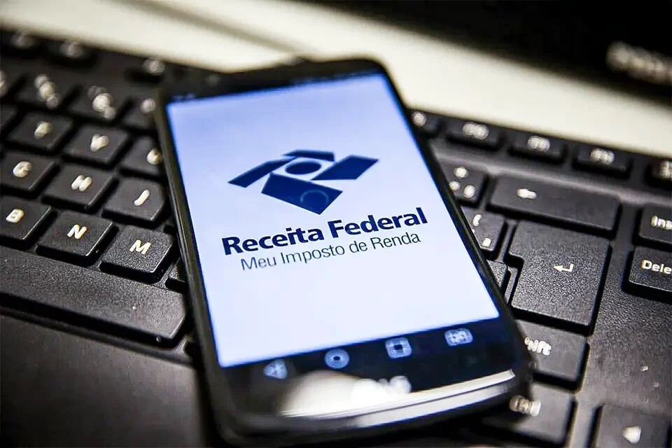 Desde o ano passado o governo elevou a faixa de isenção para R$ 2.640 | Foto: Marcello Casal/ Agência Brasil