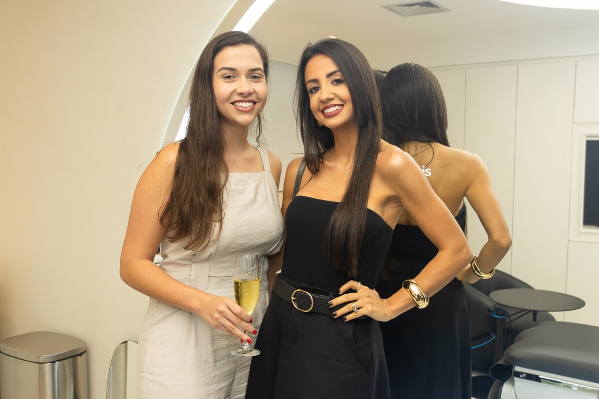 Gabriela Moraes e Deborah Carvalho