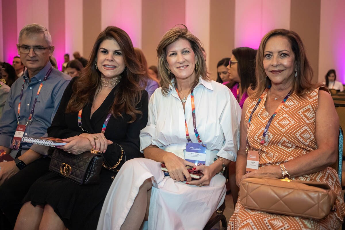 Janine Brito, Mônica Monteiro e Sandra Costa