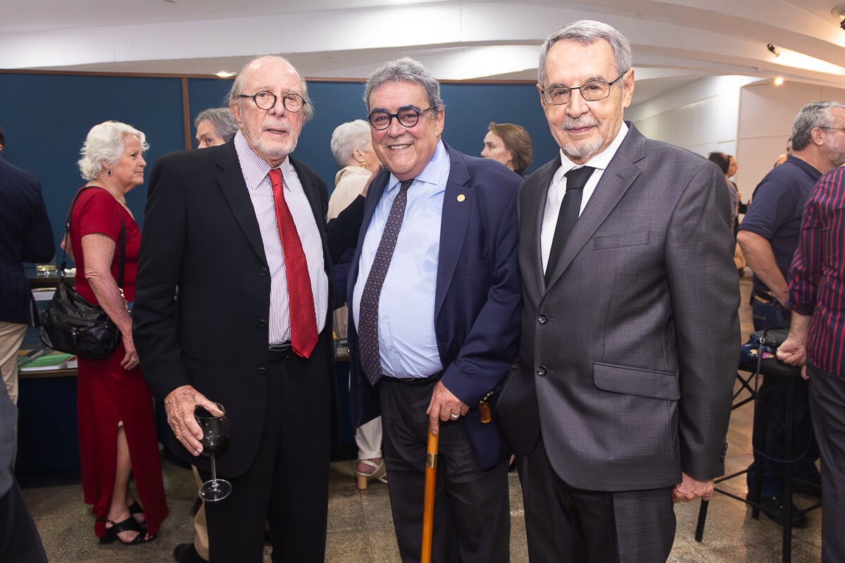 José Alberto Maciel, Aluísio Veiga e Márcio Gontijo