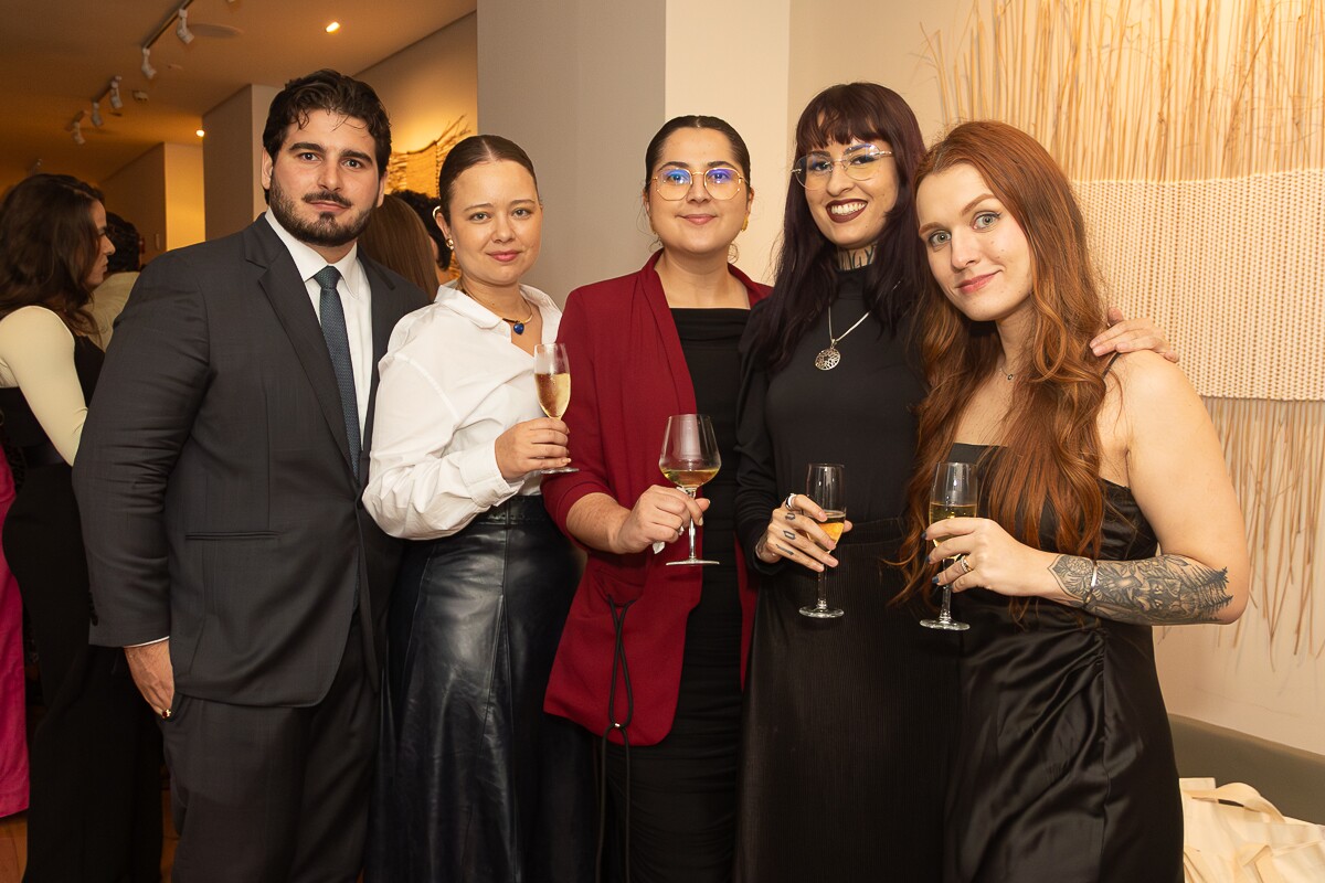 Leonardo Volpatti, Mariana Endrice, Amanda Rodrigues, Lina Rezende e Giovanna Ghersel
