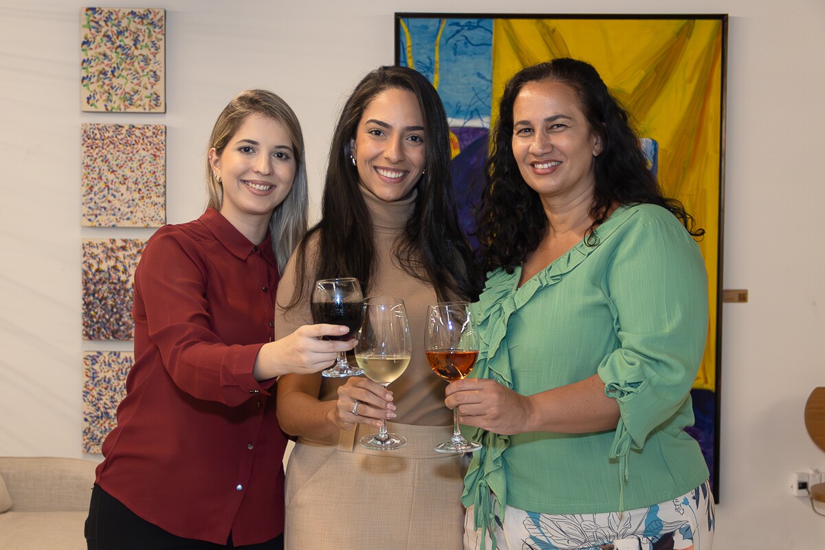 Natália Azevedo, Karen Castro e Milena Canabrava