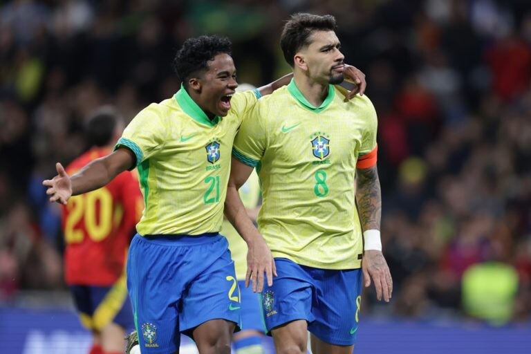 No segundo tempo, Endrick e Paquetá fizeram os gols que levaram o Brasil ao empate com os espanhóis