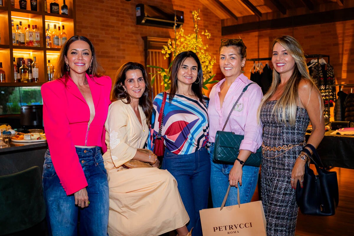 Patrícia Vaz, Cynthia Bruneto, Sônia Lim, Margot Albuquerque e Ana Paula Gontijo