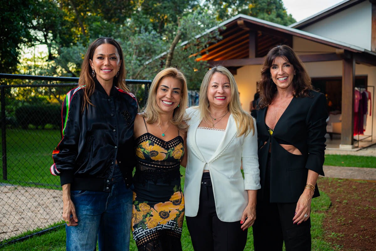 Patrícia Vaz, Elizabeth Dias, Jaqueline Torres e Daniela Kniggendorf