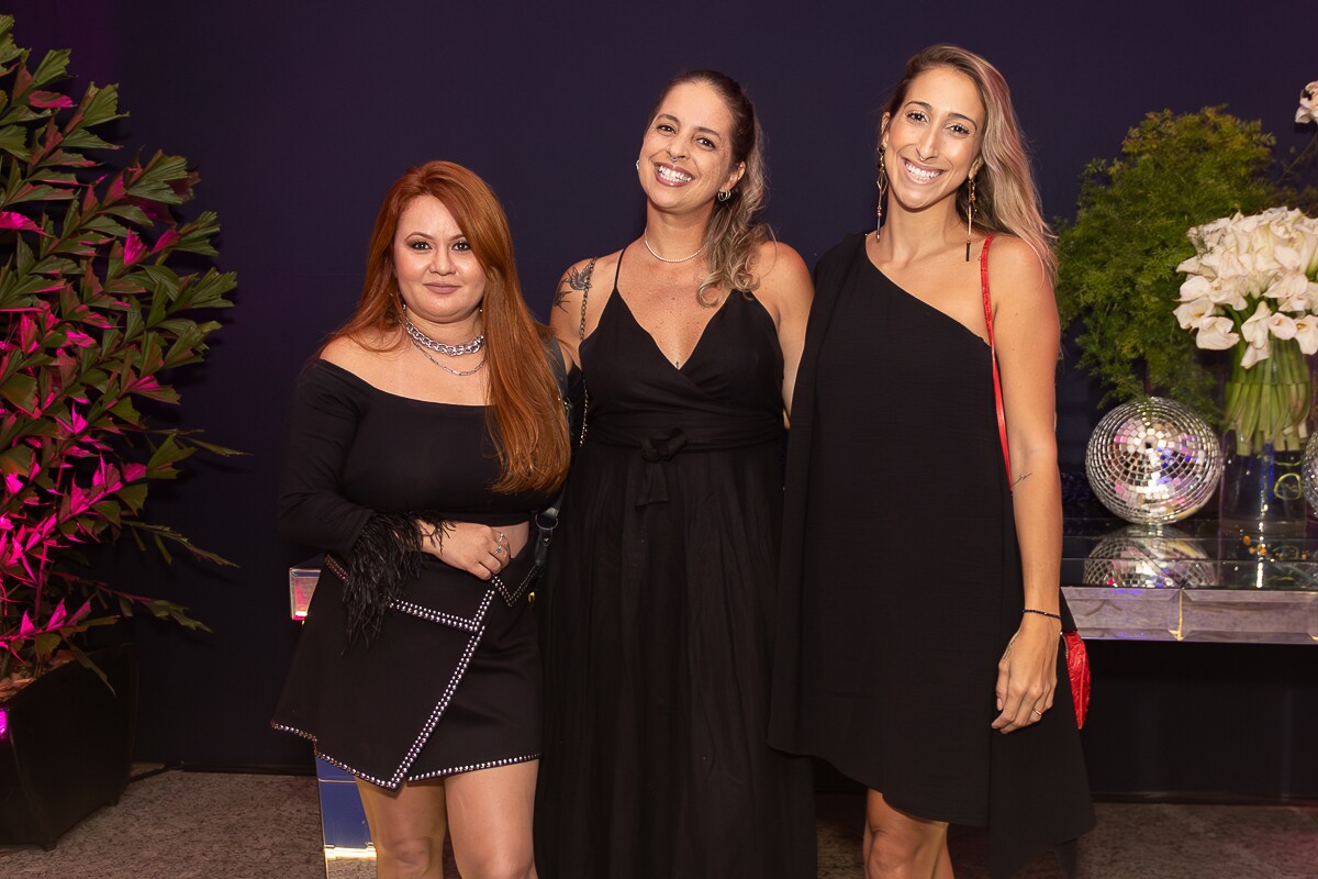 Roberta Gomes, Fernanda Barbosa e Karina Stolet