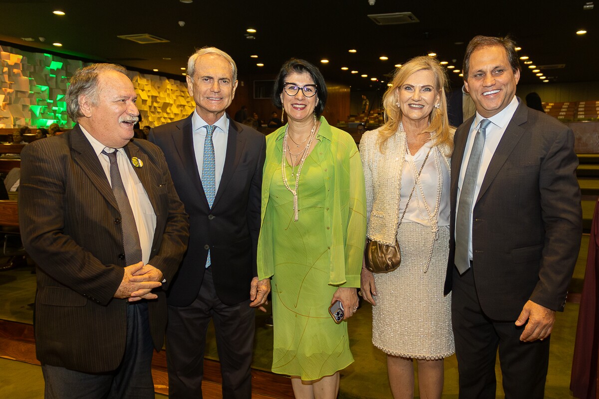 Andre Gaetta, Paulo Octávio, Beatriz Guimarães, Ivonice Campos e Paulo Sérgio Niemeyer