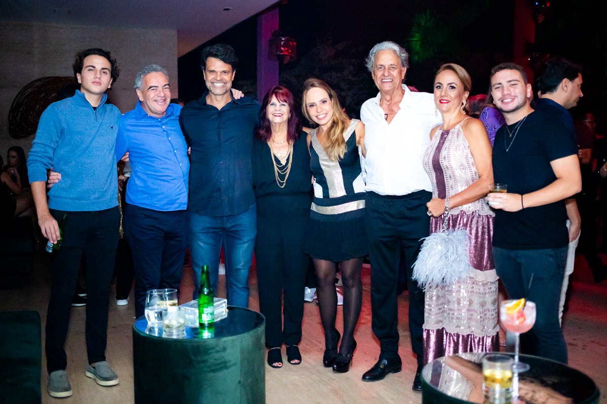 Antônio Almeida, Jacques Almeida, Rodrigo Fittpaldi, Lúcia Fittpaldi, Luzia Sobreira, Márcio Flávio Ladeira, Margarida Almeida e Pedro Almeida