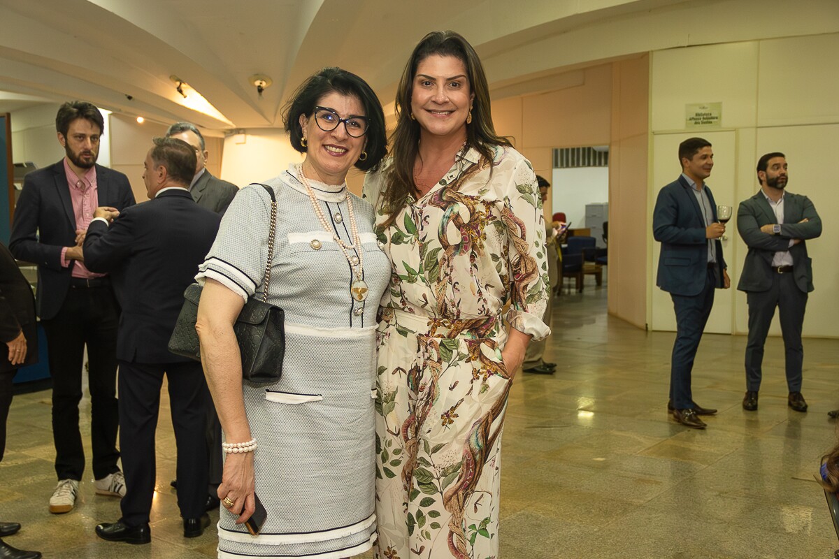 Beatriz Guimarães e Juliana Tolentino