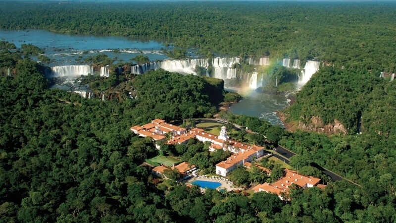 Chef com estrela Michelin inaugura restaurante às margens das Cataratas do Iguaçu - Hotel das Cataratas