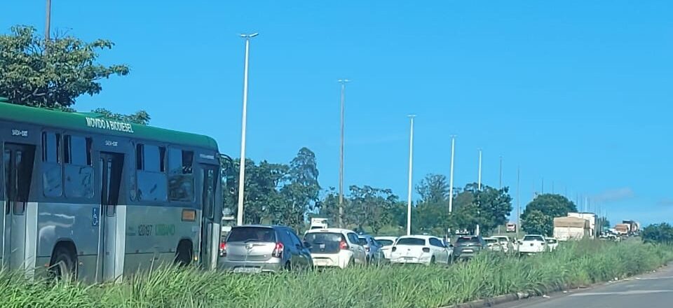 Engarrafamento em Sobradinho atrapalhou o trânsito no início da manhã | Foto: Reprodução/ X