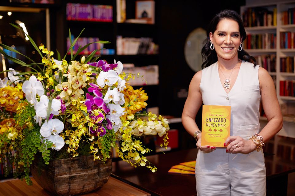 Nutricionista e psicóloga Thaís Araújo lança livro sobre saúde intestinal