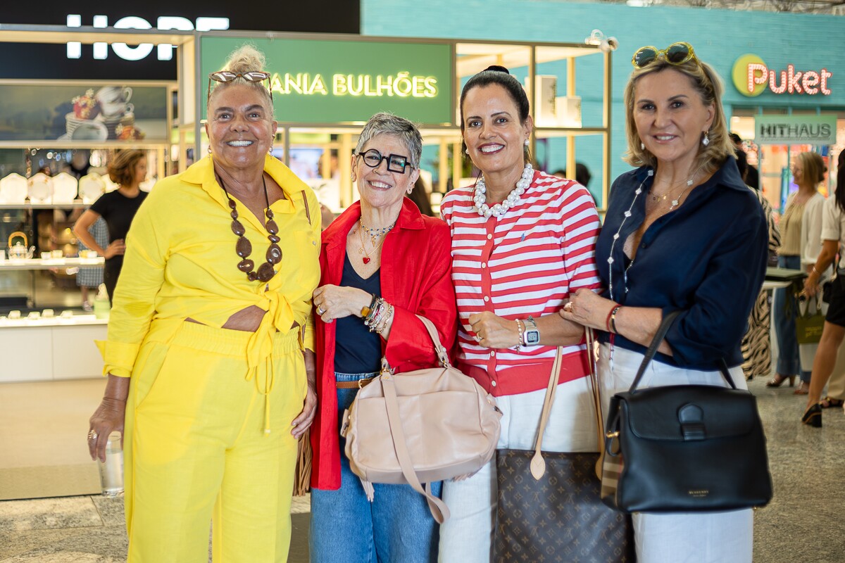 Graça Fagundes, Arlene Daher, Andrea Fagundes e Cristina Lisboa