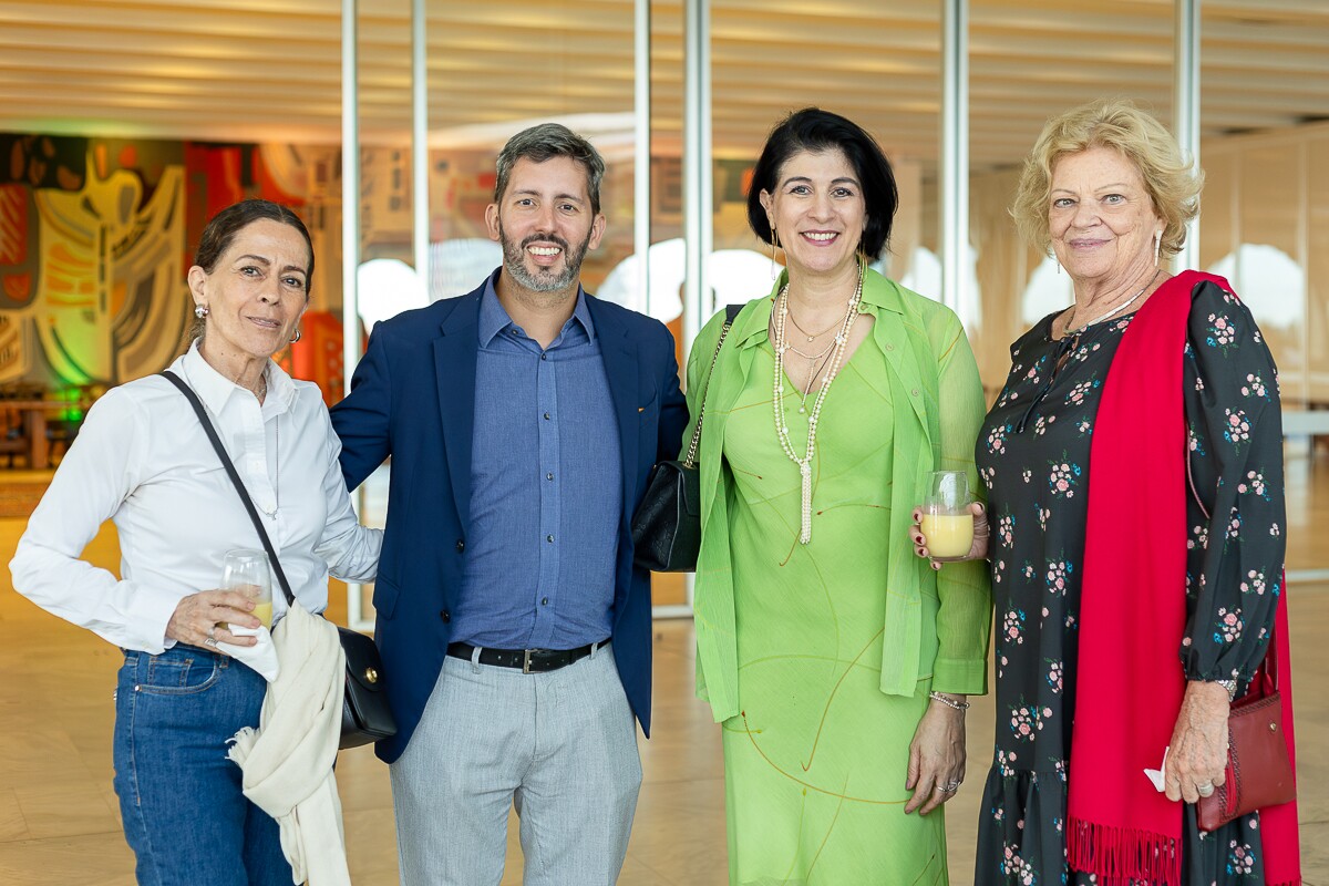 Jeanina Daher, Leandro Grass, Beatriz Guimarães e Liana Sabo