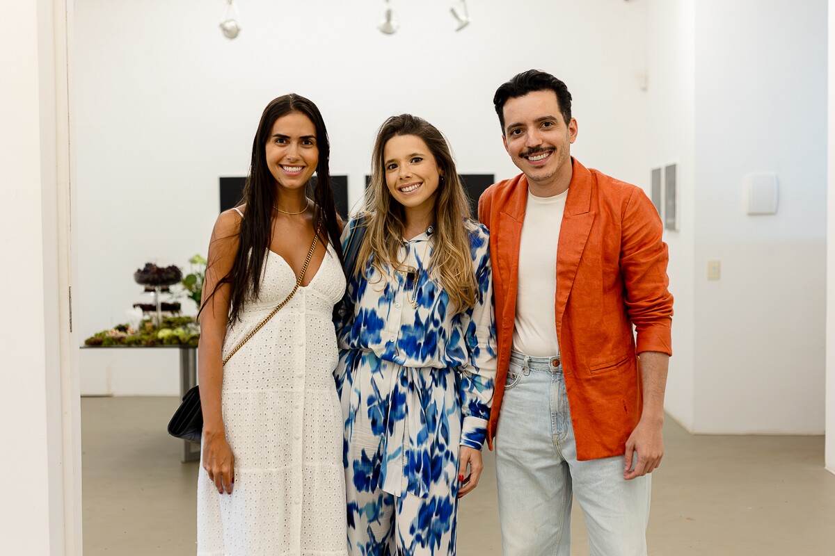 Larissa Cardoso, Mariana Lobo e Jonas Rodrigues