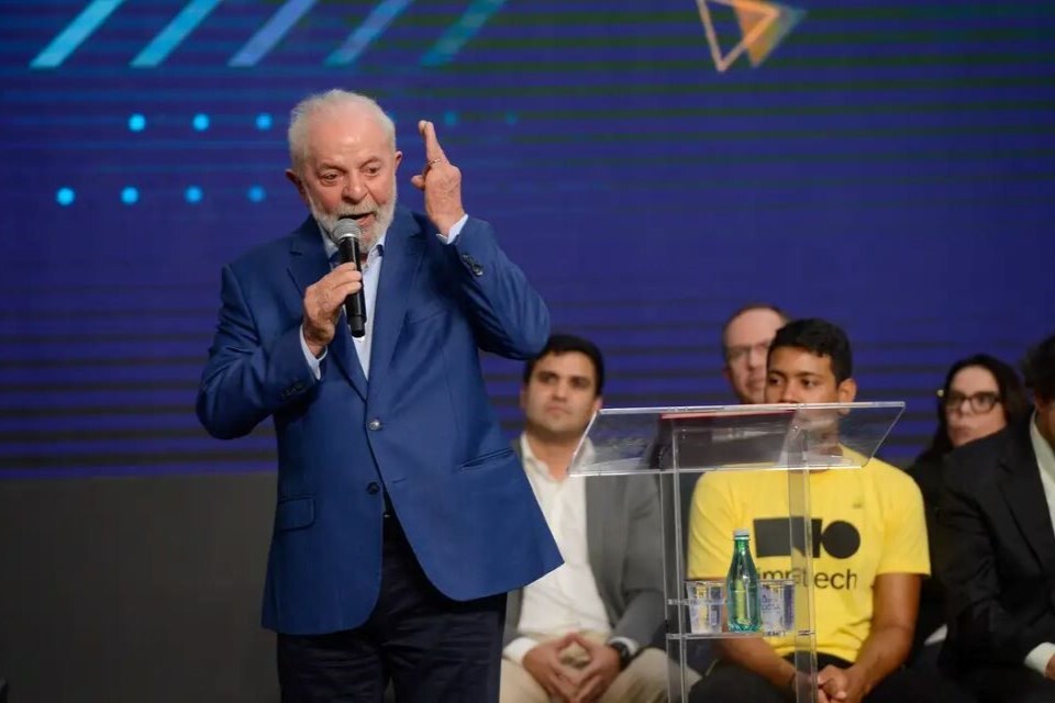 Avaliação positiva do governo Lula cai 6 pontos de janeiro a maio de 2024